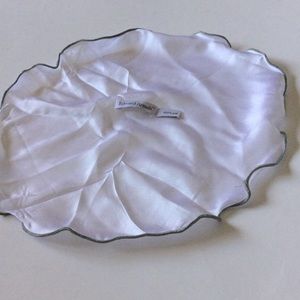 EDWARD ARMAH WHITE SILK POCKET CIRCLE WITH GREEN CONTRAST EDGE NWOT